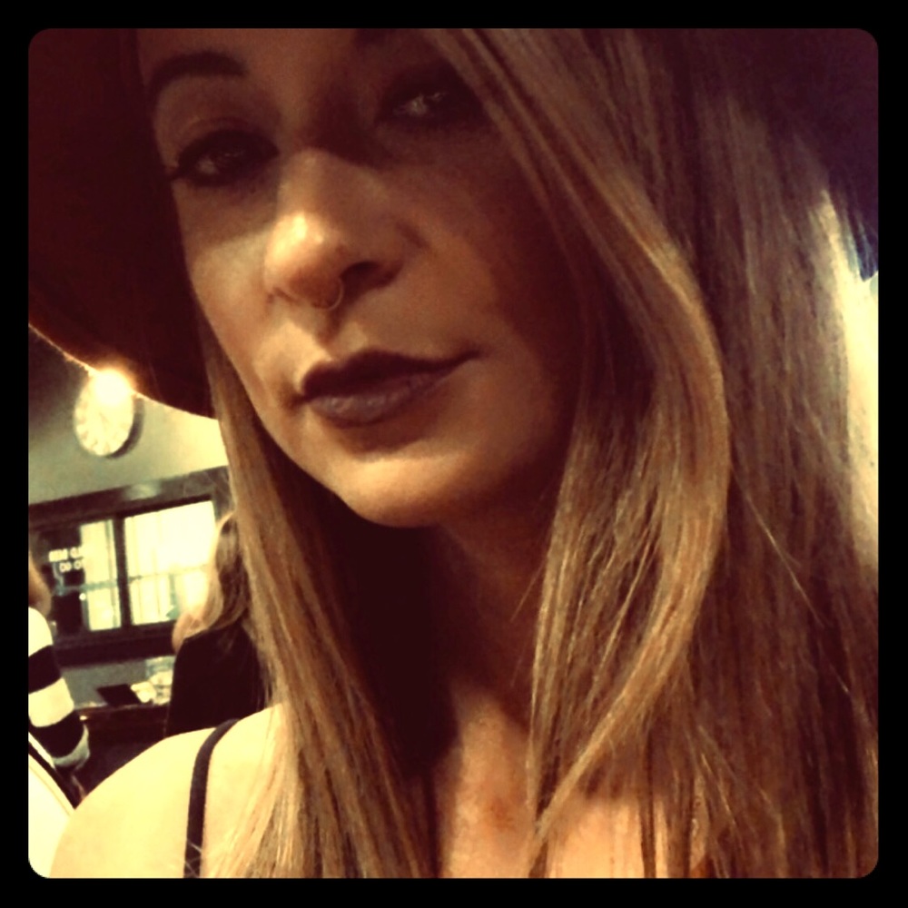 Meet your Posher, Shelby